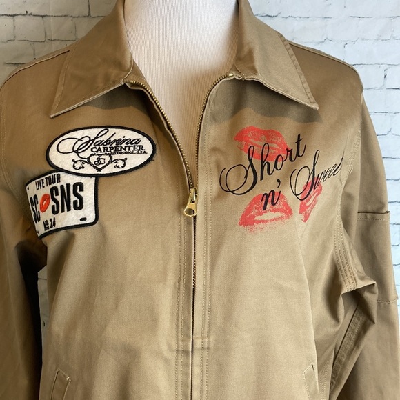 Sabrina Carpenter VIP Short N Sweet Tour Jacket Sz M Concert Tee T-shirt Swiftie - Picture 5 of 16